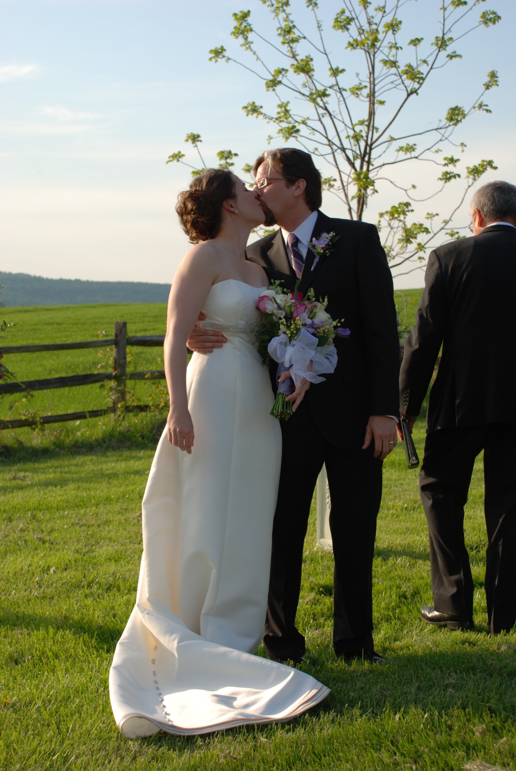 2010/04(April)/Lindsay Andrew Wedding/1024x768_2010-04-23-150 Lindsay-Andrew Wedding.jpg